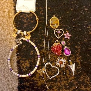 Fashion jewelries lot